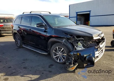 2017 Toyota Highlander Se из США, поврежденный, VIN 5TDKZRFH0HS510759